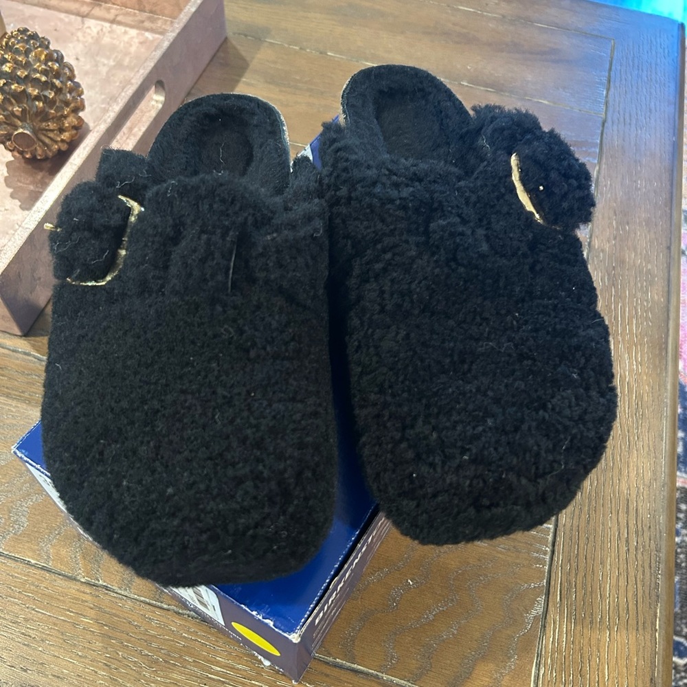 Birkenstock Big Buckle Teddy Rivet Black Fuzzy Clogs